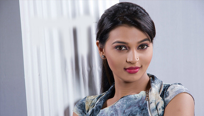 আলোচনা-সমালোচনা যা-ই হোক আমাদের সিনেমা হিট: বর্ষা