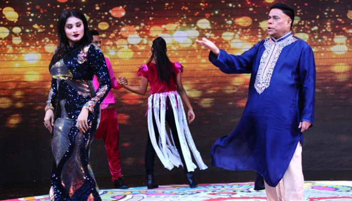আজ রাতে গান শোনাবেন মাহফুজুর রহমান