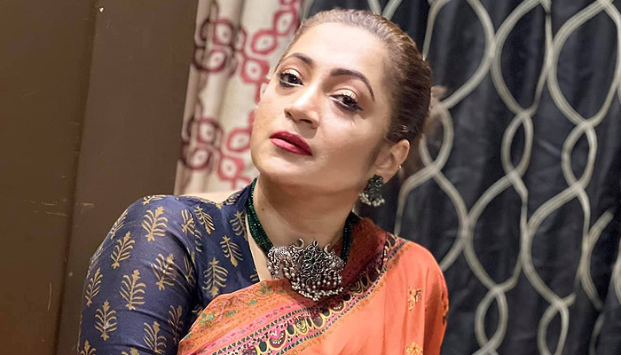 বাচ্চারা জানে না টুটুল বিয়ে করেছে, আমিও জানাতে চাইনা: তানিয়া