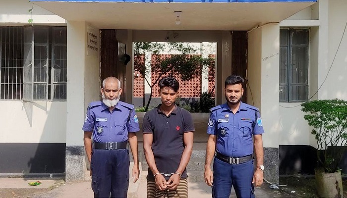 বিয়ের প্রস্তাব ফিরিয়ে অ্যাসিড আক্রমণের শিকার নারী বিয়ের প্রস্তাব ফিরিয়ে অ্যাসিড আক্রমণের শিকার নারী