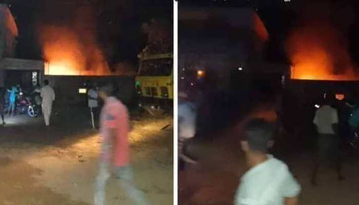 কুষ্টিয়ায় ফিলিং স্টেশনে আগুন, নিহত ২