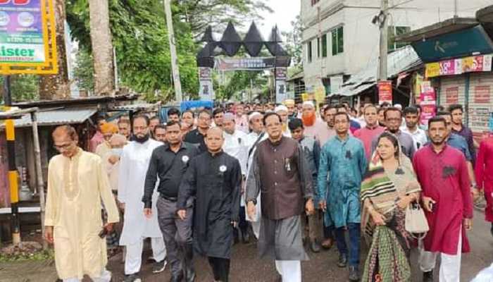 বাউফলে চার গ্রুপে আওয়ামী লীগের শোক দিবস পালন