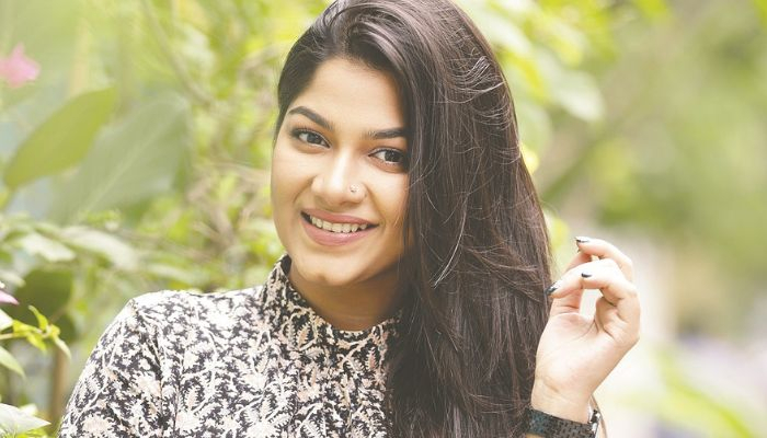 নানা রঙের দিনগুলি