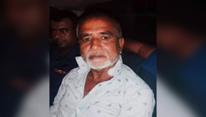 প্রতিমন্ত্রীর পাশেই পকেটমারি: গ্রেপ্তার ইসহাকের ৭ দিনের রিমান্ড আবেদন