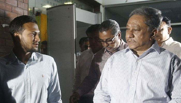 সাকিবকে নিয়ে বৈঠকে পাপন
