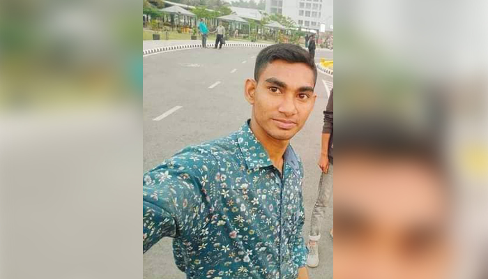 বগুড়ায় বাসচাপায় সেনাসদস্যসহ নিহত ২ বগুড়ায় বাসচাপায় সেনাসদস্যসহ নিহত ২