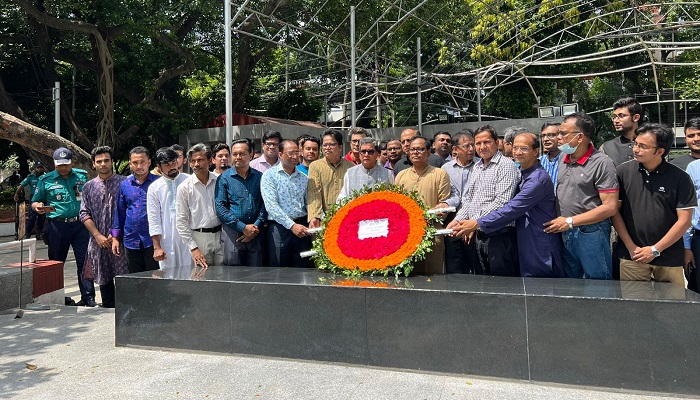 বঙ্গবন্ধুর প্রতিকৃতিতে বশেমুরবিপ্রবিপি উপাচার্যের শ্রদ্ধা বঙ্গবন্ধুর প্রতিকৃতিতে বশেমুরবিপ্রবিপি উপাচার্যের শ্রদ্ধা