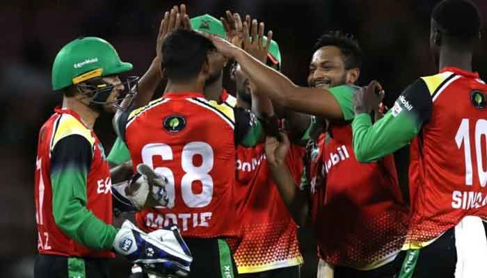 গোল্ডেন ডাকের পর বল হাতেও খরুচে সাকিব