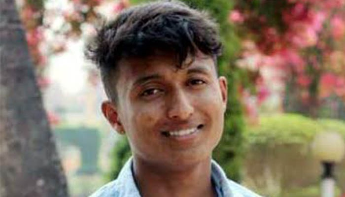 বাবার মরদেহ বাড়িতে রেখে এসএসসি পরীক্ষা দিল সাব্বির