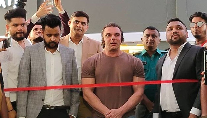 ঢাকায় এসে সোহেল খান বললেন, মাছ-ভাত আর বিরিয়ানি খাব