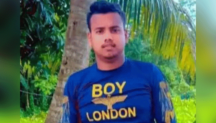 বাবাকে মারধরে বাধা, চাচাকে ছুরিকাঘাতে হত্যা