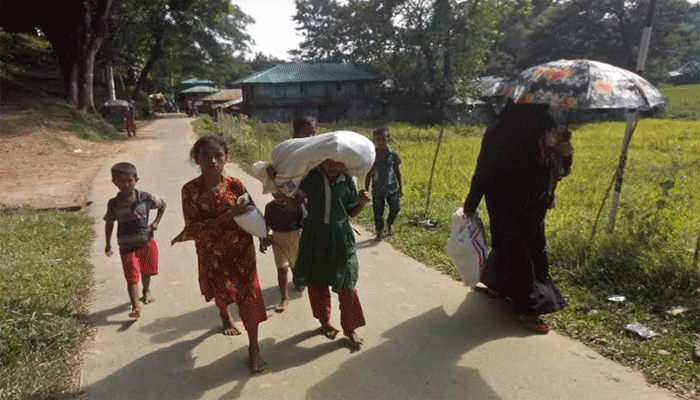 নাইক্ষ্যংছড়ি সীমান্তে গোলাগুলি, ঘরবাড়ি ছাড়ছে লোকজন