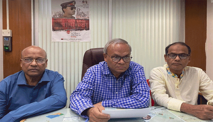 আওয়ামী লীগ জনগণকে ভয় পায় : রিজভী