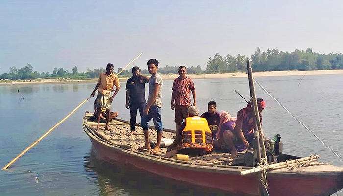 নিখোঁজ ৩ জনের সন্ধান মেলেনি, উদ্ধার অভিযান সীমিত