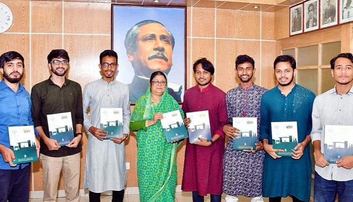 চবি সাংবাদিক সমিতির রজতজয়ন্তীর স্মারক উন্মোচন