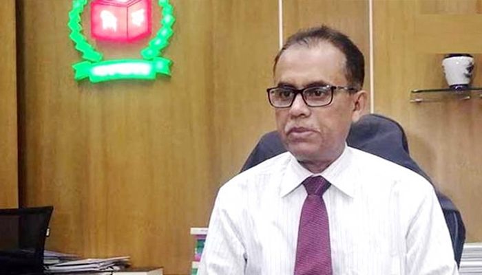 গাইবান্ধায় উপনির্বাচনে অনিয়মে জড়িতরা চাকরি হারাতে পারেন: ইসি আলমগীর