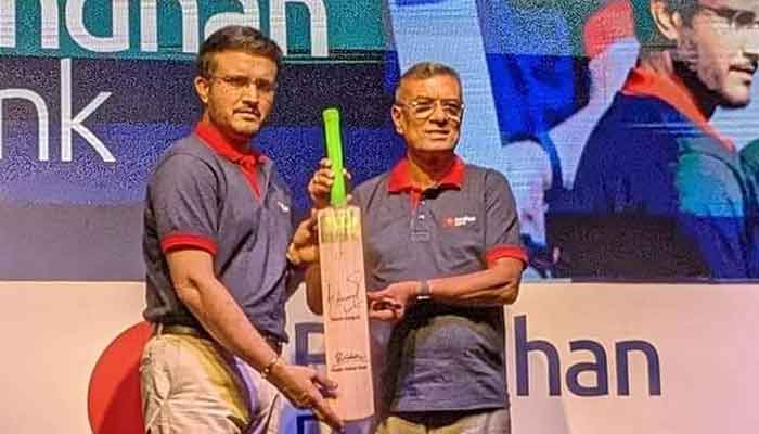 সবাইকে একদিন সরে যেতে হয়, বোর্ডের দায়িত্ব হারিয়ে সৌরভ