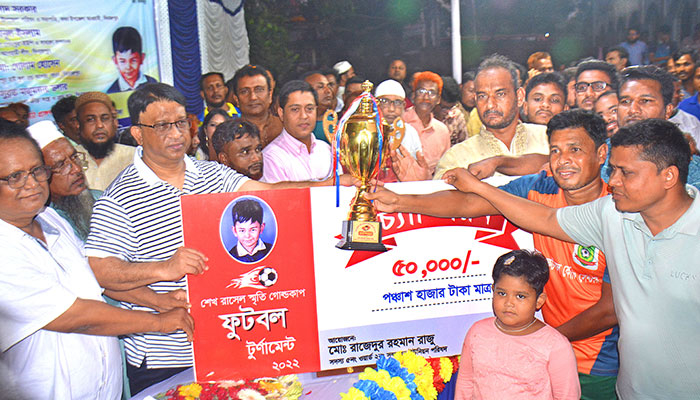 যুবকদের খেলাধুলায় উৎসাহিত করতে হবে: ইকবালুর রহিম