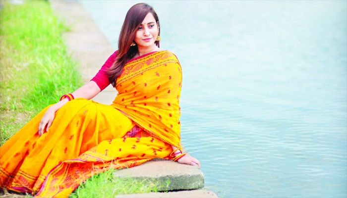 স্নিগ্ধ মেয়ের গল্প...