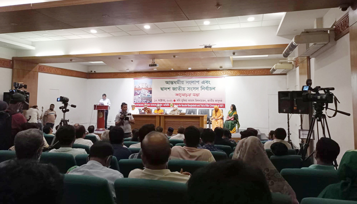 নির্বাচনকে কেন্দ্র করে সাম্প্রদায়িক ঘটনা দেখতে চাই না: শাহরিয়ার কবির