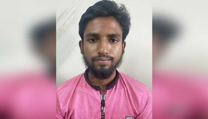 জঙ্গি সংশ্লিষ্টতায় গ্রেপ্তার ‘ধূলিকণার মরীচিকা’