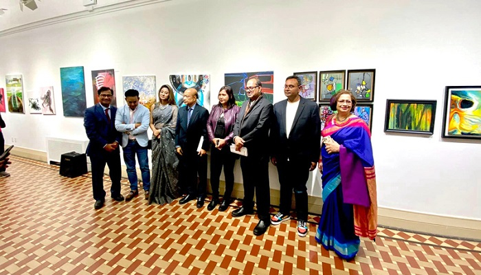 নিউইয়র্কে শুরু হয়েছে ৩৪ বাংলাদেশি শিল্পীর চিত্র প্রদর্শনী
