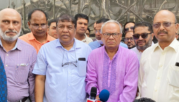 স্ববিরোধী বক্তব্য দিচ্ছেন প্রধানমন্ত্রী: রিজভী