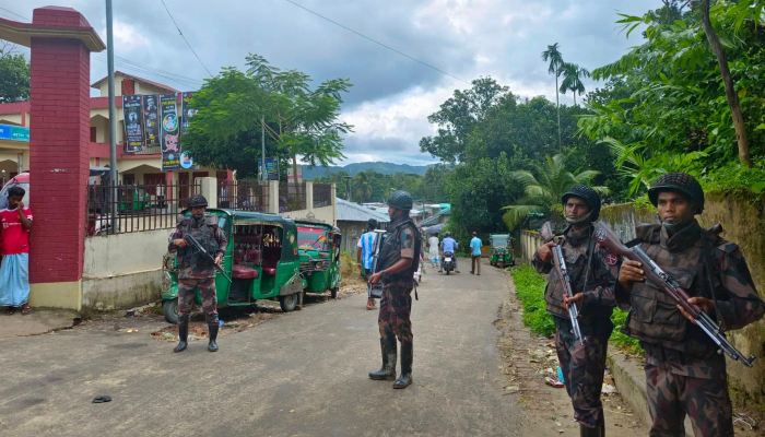তুমব্রু সীমান্তে মাইন বিস্ফোরণে রোহিঙ্গা কিশোর নিহত