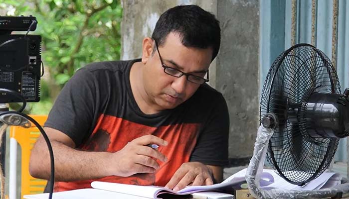 স্ফুলিঙ্গের পর তৌকীর আহমেদের নতুন ছবি স্ফুলিঙ্গের পর তৌকীর আহমেদের নতুন ছবি