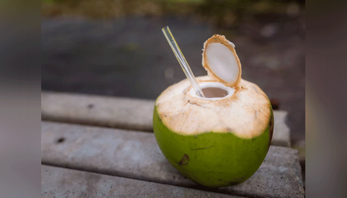 কখন ডাবের পানি খেলে বেশি উপকারিতা পাওয়া যায়?