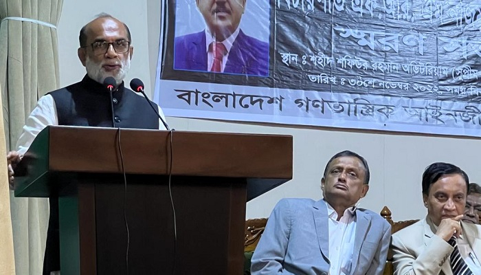 অসাংবিধানিক উপায়ে ক্ষমতা দখলের চেষ্টা রাষ্ট্রদ্রোহিতা: শ ম রেজাউল
