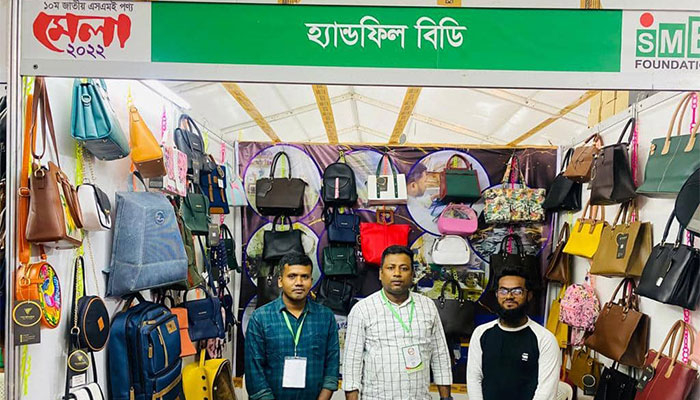 এসএমই পণ্য মেলায় হ্যান্ডফিল বিডির স্টল