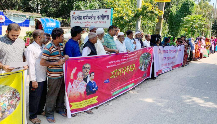 অবৈধ বিড়ি বন্ধসহ মালিক-শ্রমিকদের ৬ দফা দাবি