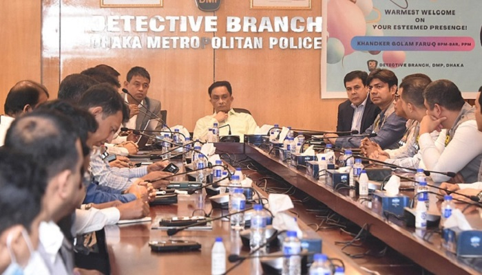 রাজনৈতিক কর্মসূচির নামে ফৌজদারি অপরাধ করলে কঠোর ব্যবস্থা: ডিএমপি কমিশনার