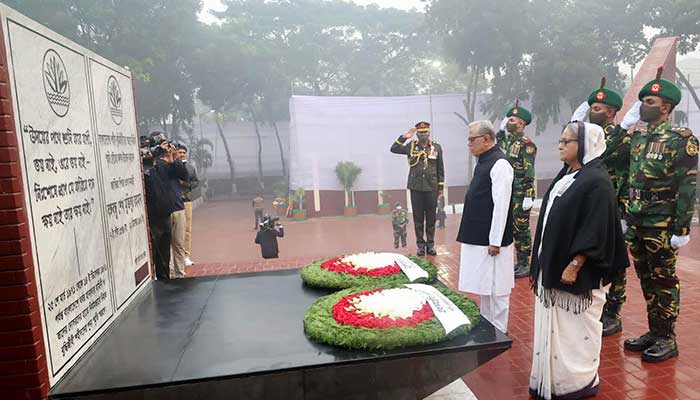 বুদ্ধিজীবী স্মৃতিসৌধে রাষ্ট্রপতি ও প্রধানমন্ত্রীর শ্রদ্ধা বুদ্ধিজীবী স্মৃতিসৌধে রাষ্ট্রপতি ও প্রধানমন্ত্রীর শ্রদ্ধা