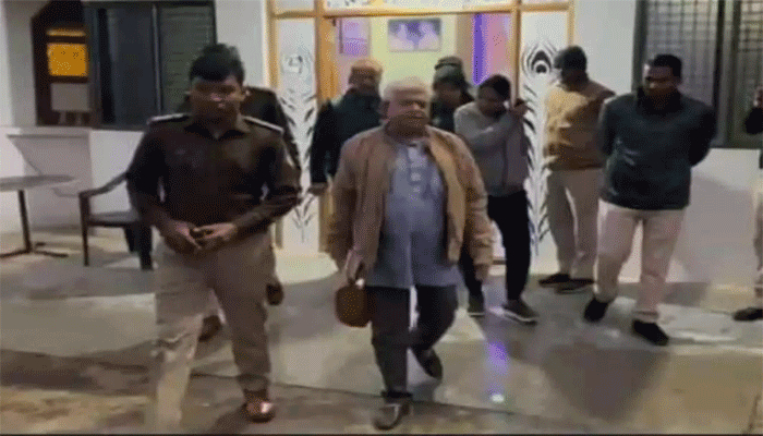 মোদিকে হত্যার হুমকি, কংগ্রেস নেতা গ্রেপ্তার