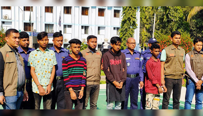 বাগ্‌বিতণ্ডার জেরে এক মাস ধরে কলেজছাত্রকে খুনের পরিকল্পনা