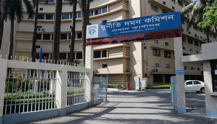তিন ইসলামী ব্যাংকে দুর্নীতির অভিযোগ অনুসন্ধান করবে দুদক
