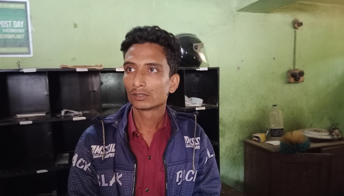 চাইলাম ডাল-ভাত, চলে গেল চাকরি: নৈশপ্রহরীর আক্ষেপ