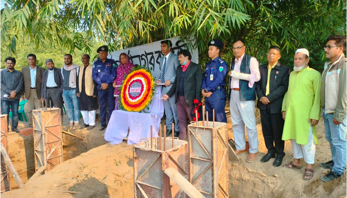৫১ বছর পর বুদ্ধিজীবী দিবসে গণকবরে শ্রদ্ধা