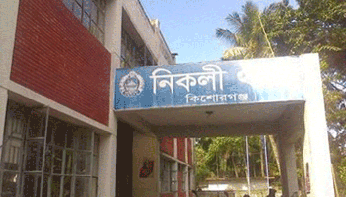 নিকলীতে খামারে ডাকাতি, ৭ গরু লুট নিকলীতে খামারে ডাকাতি, ৭ গরু লুট