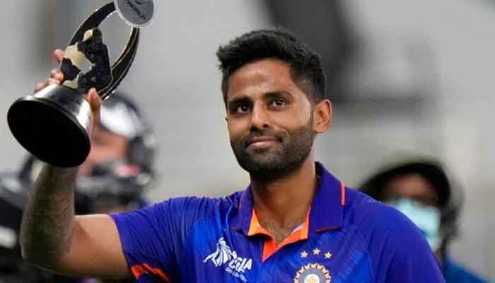 টি-২০’র বর্ষসেরা হলেন সূর্যকুমার টি-২০’র বর্ষসেরা হলেন সূর্যকুমার
