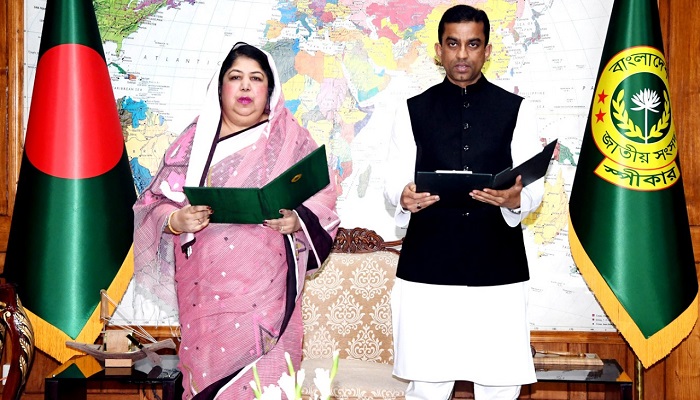 সংসদ সদস্য হিসেবে শপথ নিলেন রিপন সংসদ সদস্য হিসেবে শপথ নিলেন রিপন