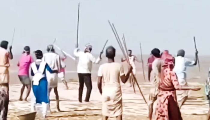 আধিপত্য বিস্তার নিয়ে দুই পক্ষে সংঘর্ষ, টেঁটাবিদ্ধ ৭