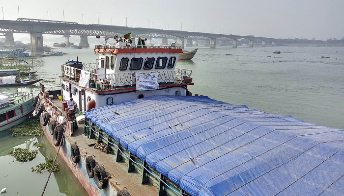 এক বছর পর ট্রানজিট পণ্য নিয়ে আশুগঞ্জে ভারতীয় জাহাজ