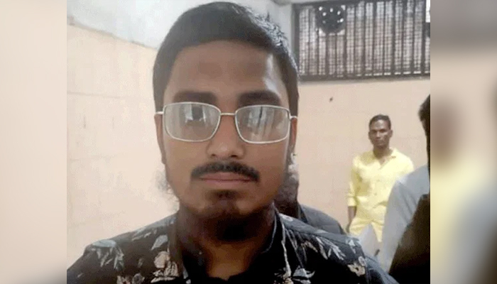 মামলা প্রত্যাহার ও বিচার চেয়ে প্রধানমন্ত্রীর কাছে আবেদন মোস্তাকিমের