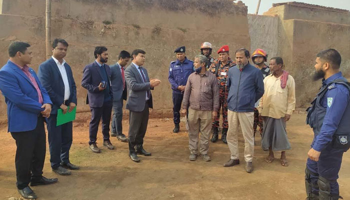 বোদায় ২ ইট ভাটায় বিশেষ অভিযান, সাড়ে ৫ লাখ টাকা জরিমানা