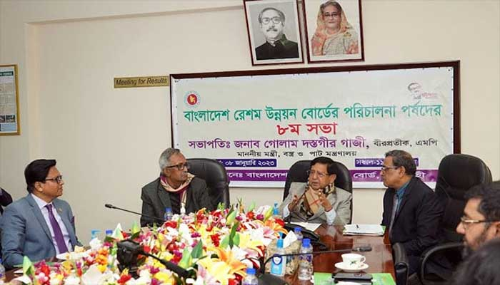 রেশমশিল্পকে মডেল হিসেবে প্রতিষ্ঠা করাই সরকারের লক্ষ্য: বস্ত্র ও পাটমন্ত্রী