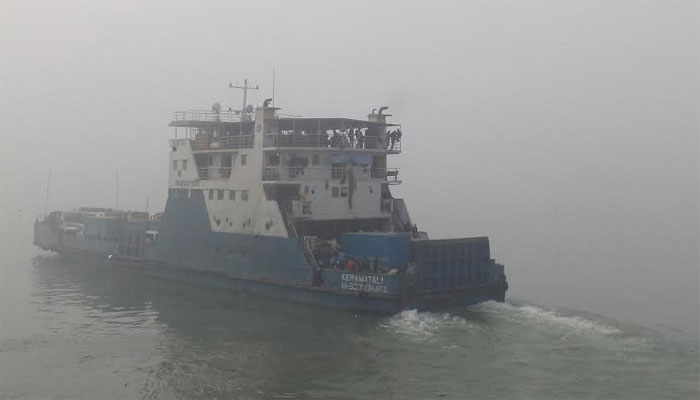 ১১ ঘণ্টা পর ফেরি চলাচল স্বাভাবিক