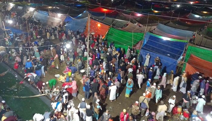 ইজতেমায় আজ বয়ান করছেন যারা